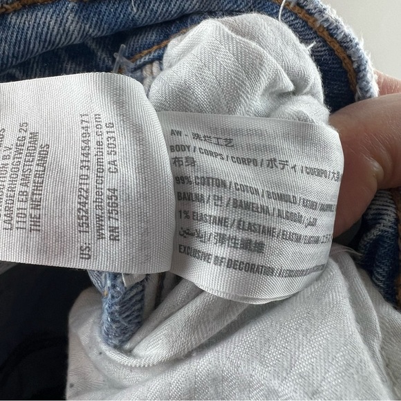 Abercrombie & Fitch 90s Straight High Rise Split Hem Jeans Size 25 0 Short - Picture 7 of 7